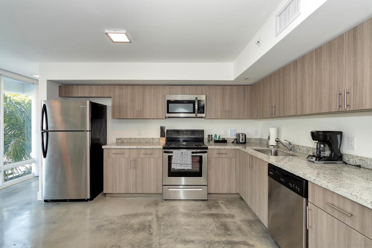 Appartamento Roami At Grove 27 Miami Esterno foto