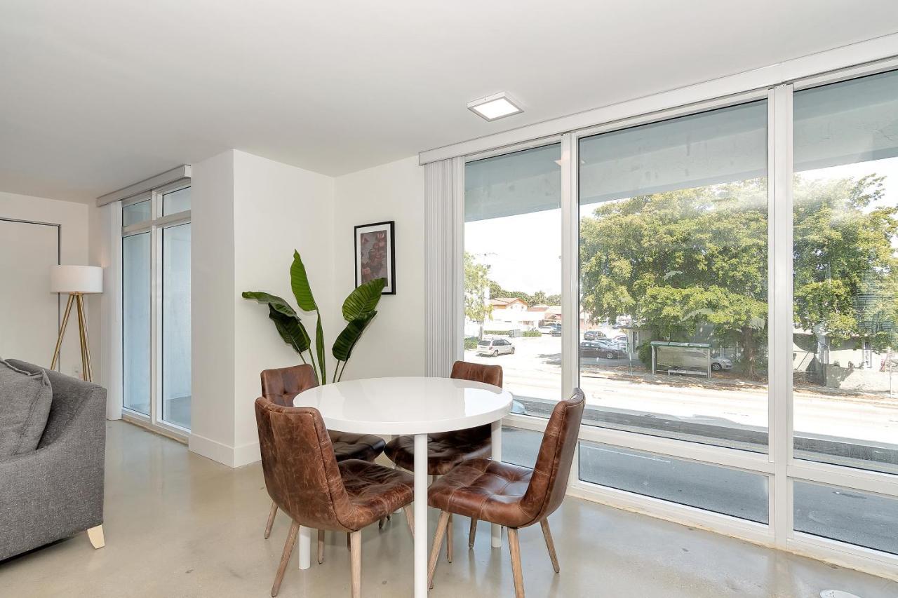 Appartamento Roami At Grove 27 Miami Esterno foto