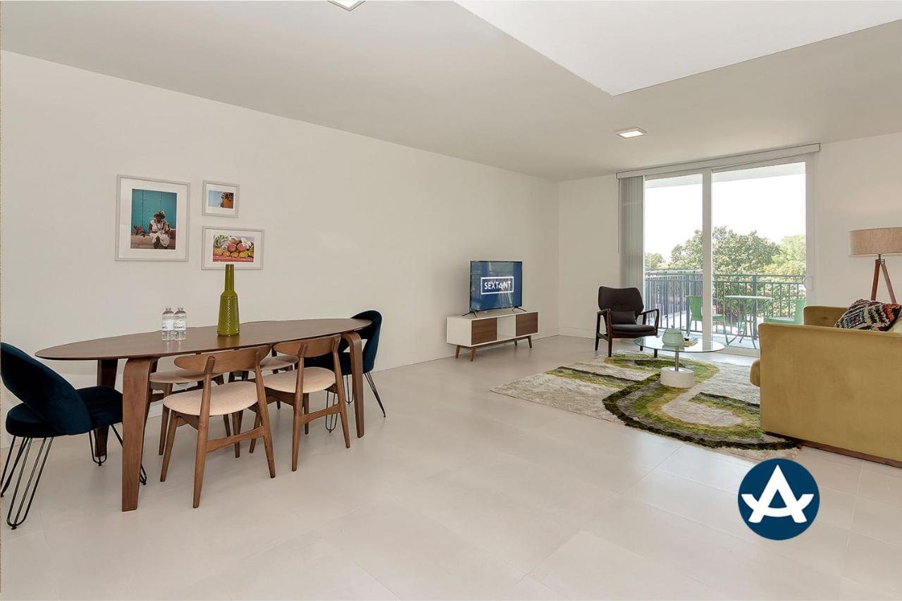 Appartamento Roami At Grove 27 Miami Esterno foto