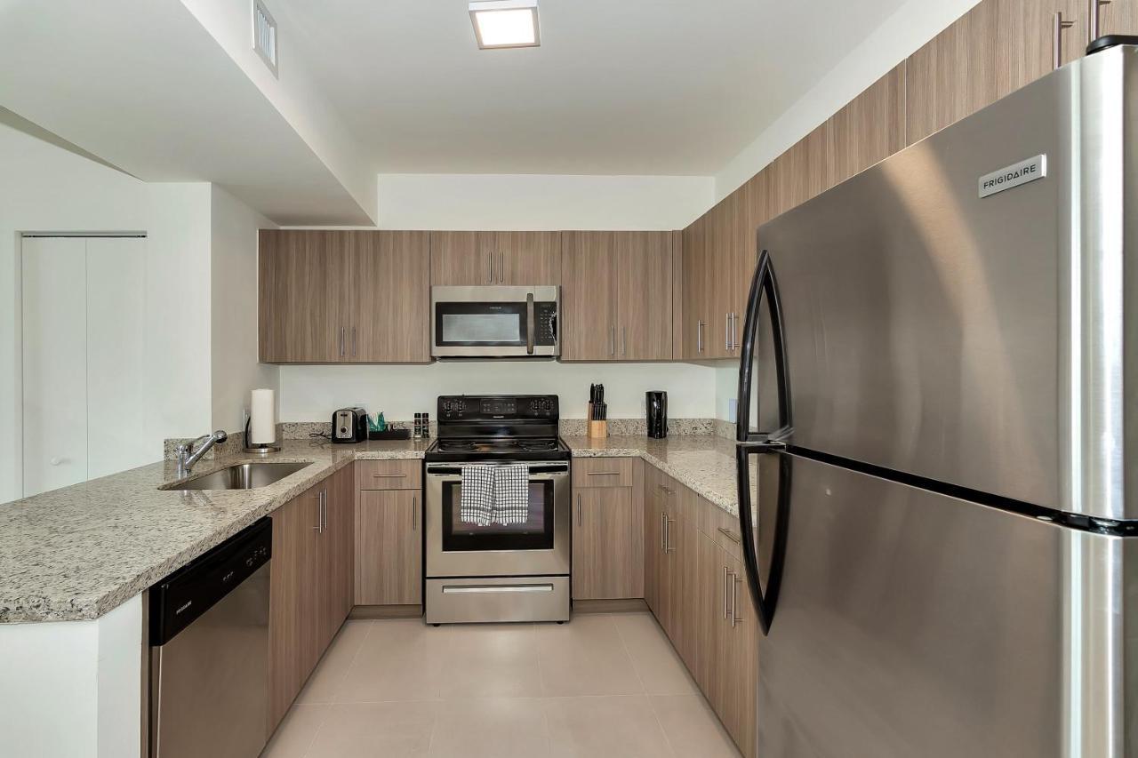 Appartamento Roami At Grove 27 Miami Esterno foto