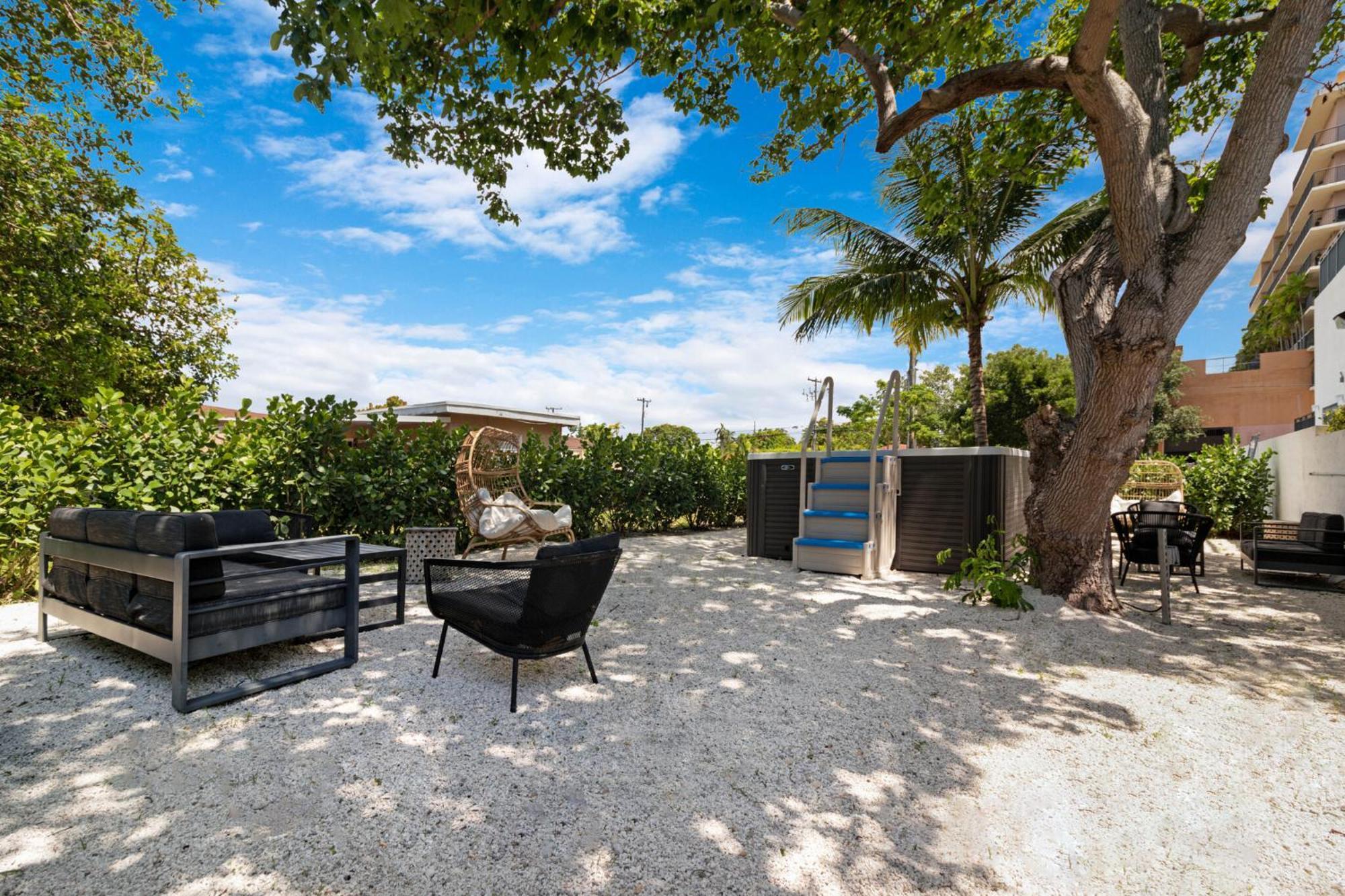 Appartamento Roami At Grove 27 Miami Esterno foto