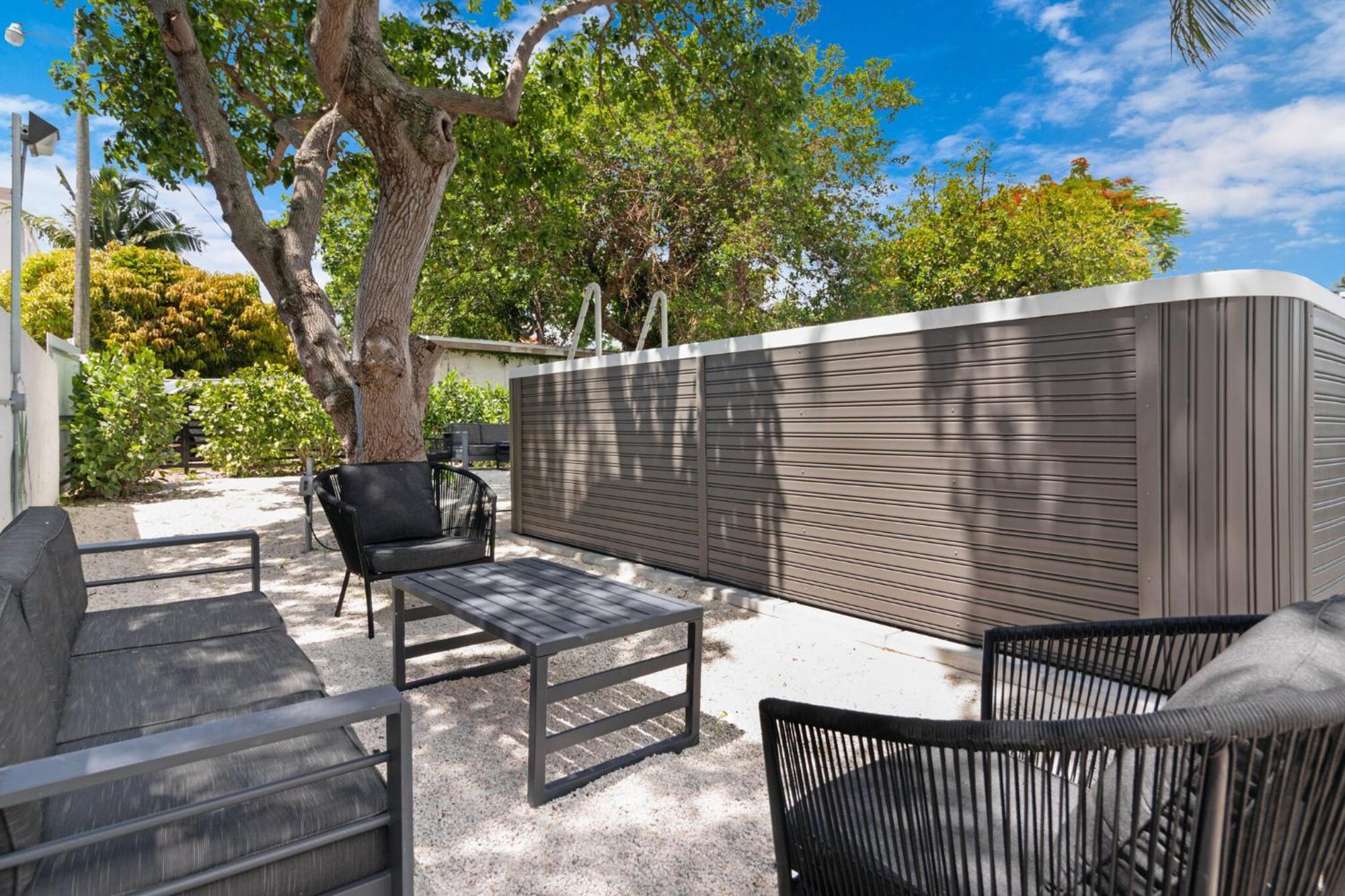 Appartamento Roami At Grove 27 Miami Esterno foto